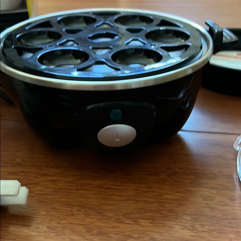 Dash Rapid Egg Cooker - Black - Picture 3 of 11
